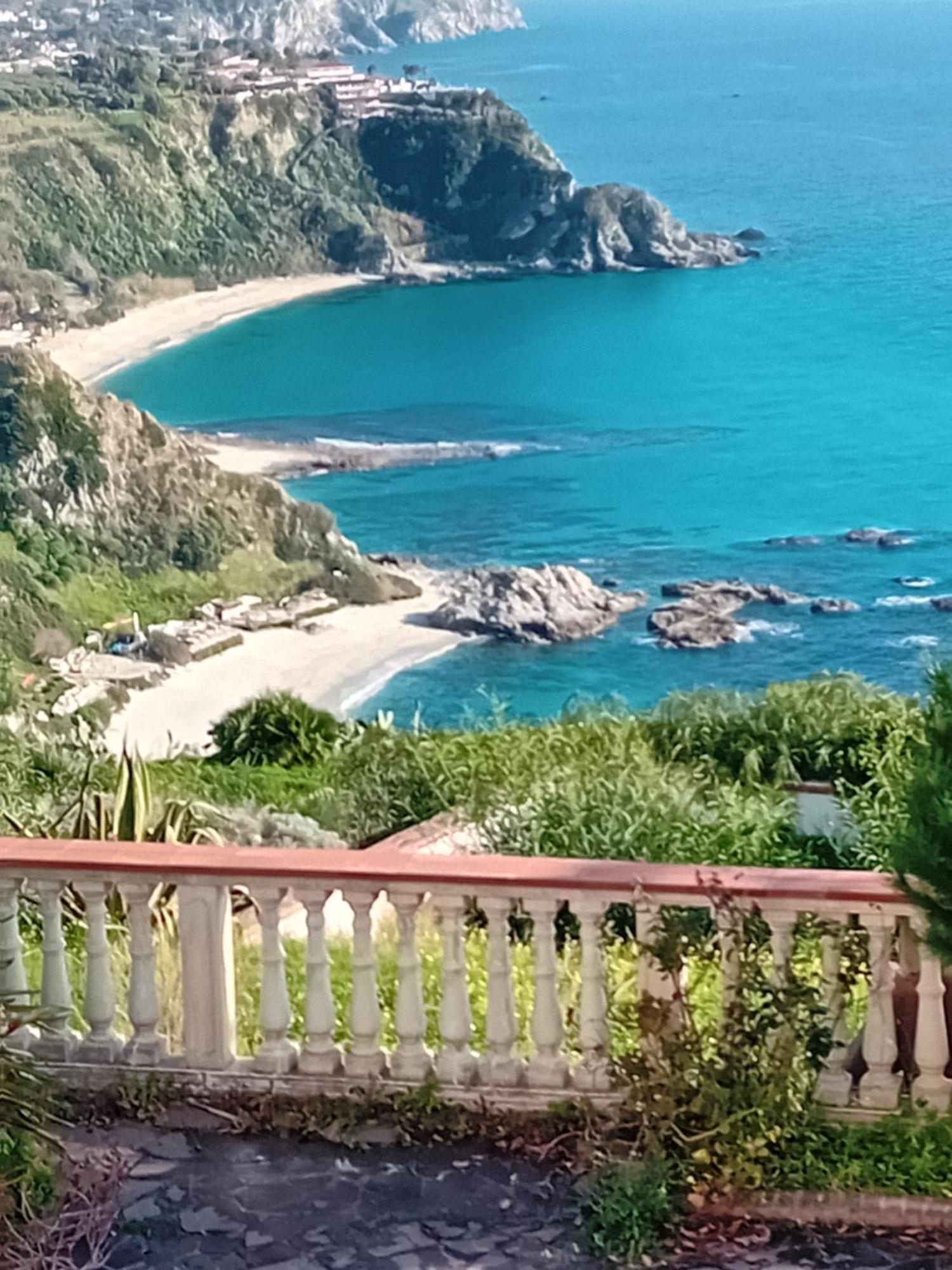 Villamargherita Capo Vaticano Exterior foto