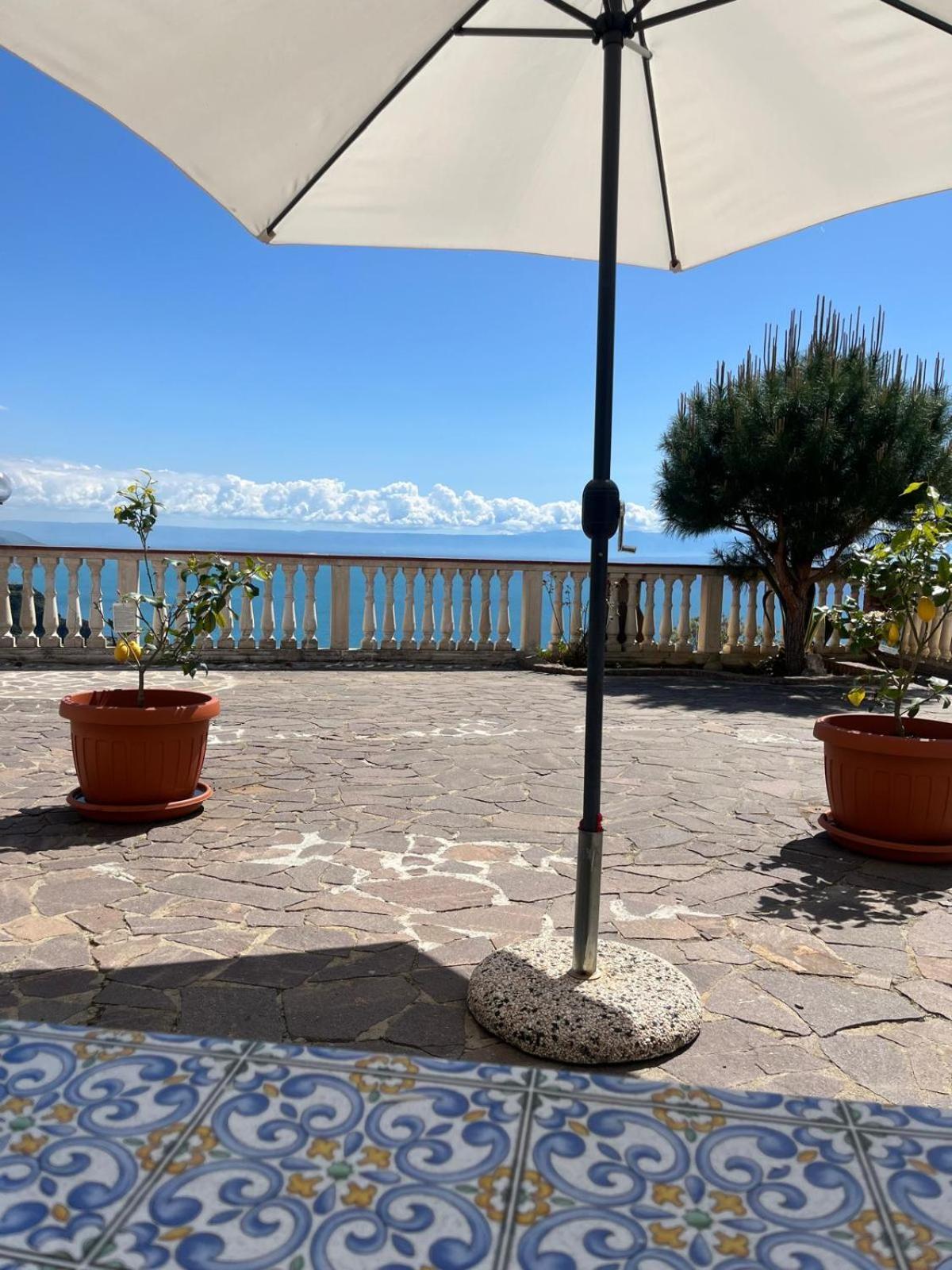 Villamargherita Capo Vaticano Exterior foto